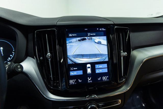 Used 2018 Volvo XC60 T8 Momentum image 18