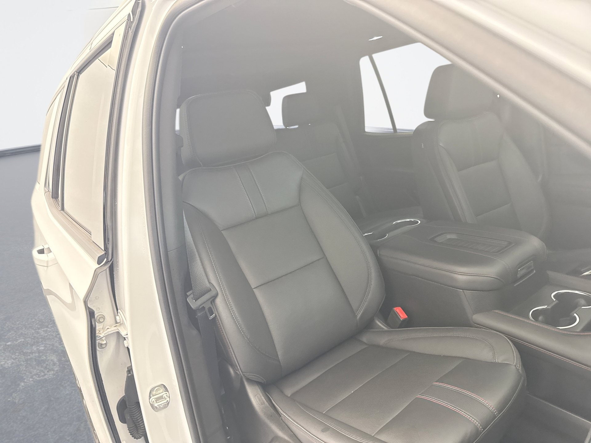 Used 2023 Chevrolet Tahoe RST AWD/4WD image 17