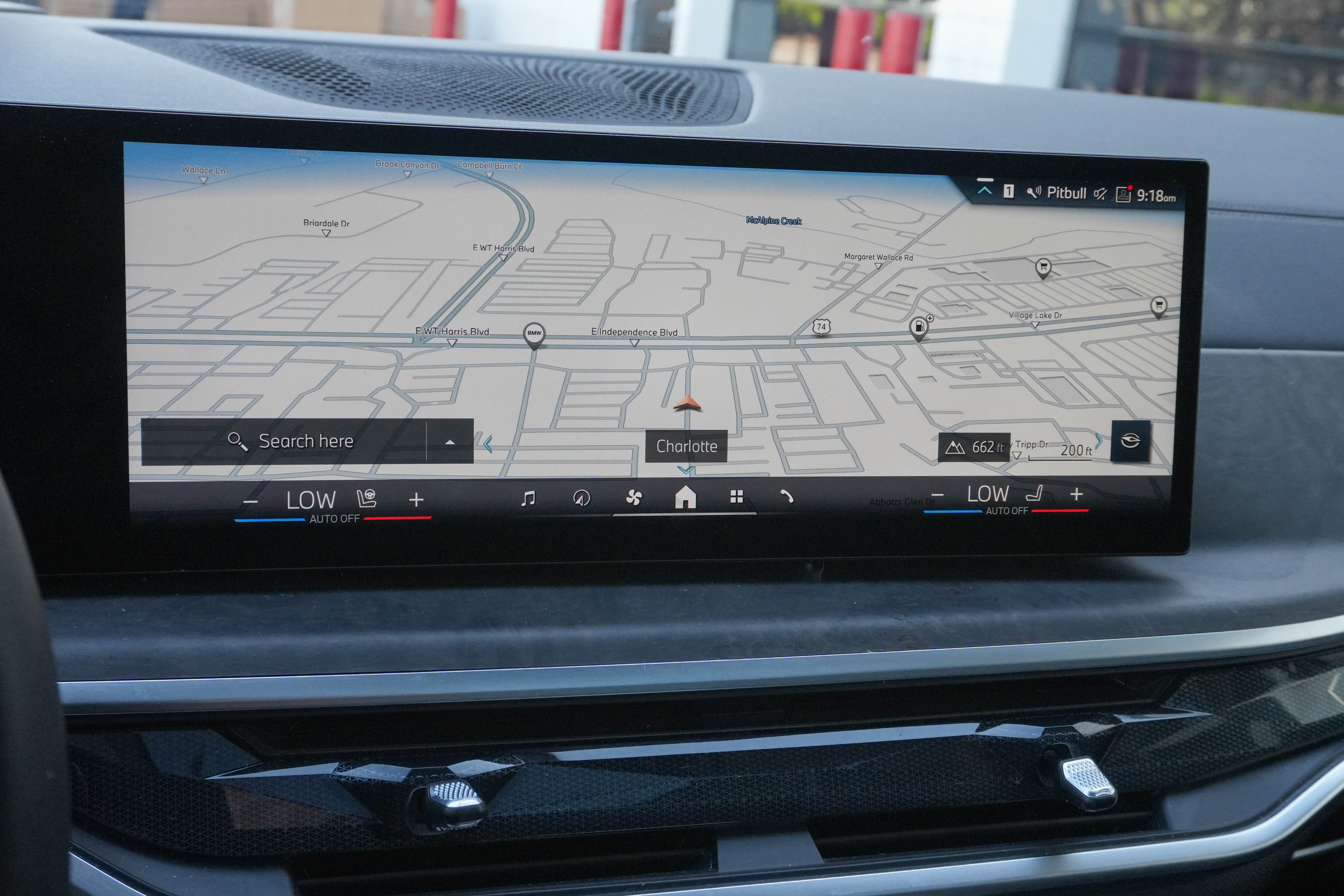 Used 2026 BMW X7 xDrive40i w/ Premium Package image 24