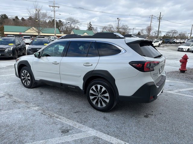 Used 2023 Subaru Outback Touring XT image 4