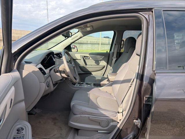 Used 2017 Chevrolet Traverse LS image 6