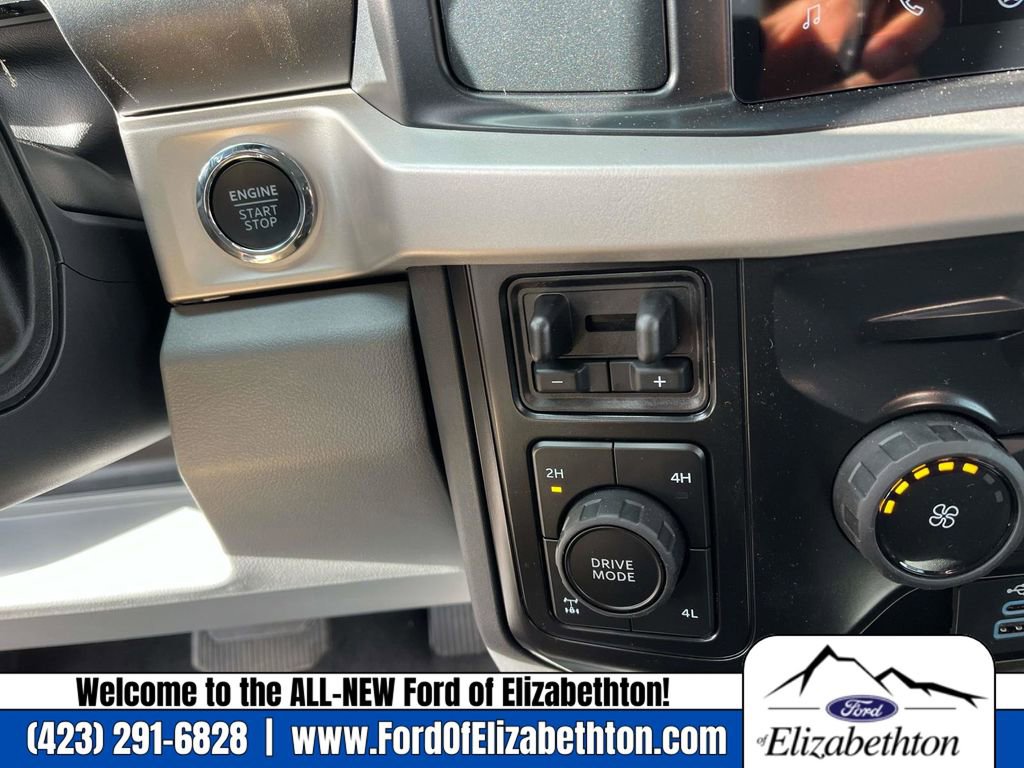 New 2025 Ford F350 XLT w/ Black Appearance Package image 25