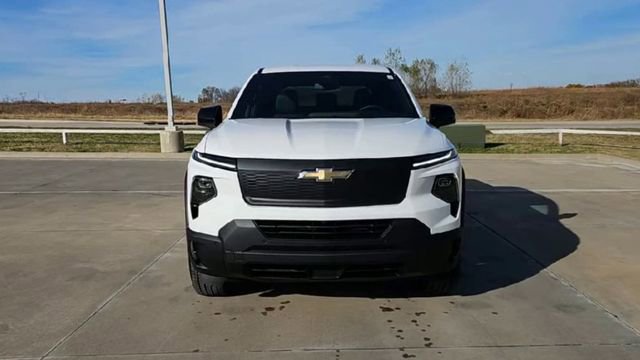New 2026 Chevrolet Silverado EV W/T AWD/4WD image 3