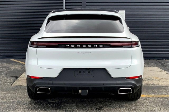 New 2026 Porsche Cayenne Coupe image 9