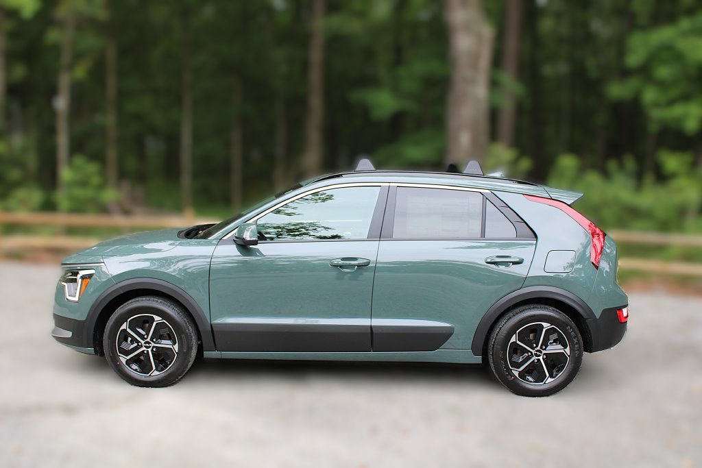 New 2026 Kia Niro EX FWD image 5