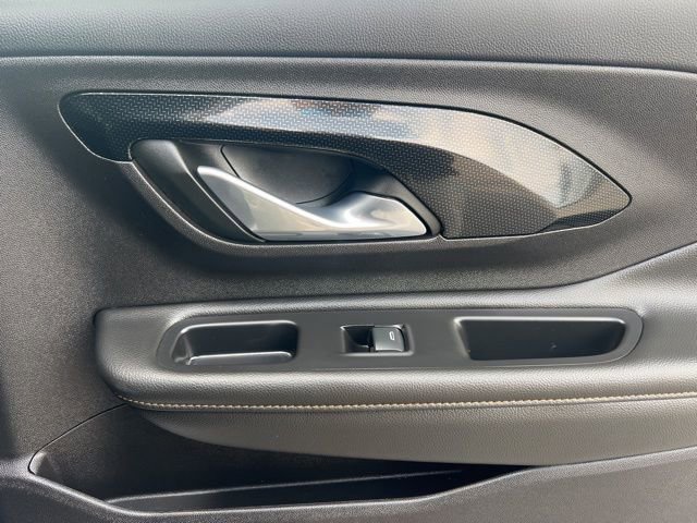 Used 2024 GMC Terrain AT4 image 29