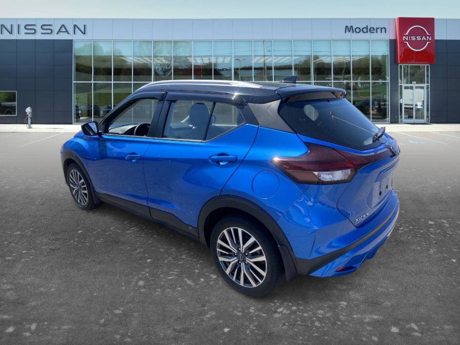 Used 2023 Nissan Kicks SV image 6