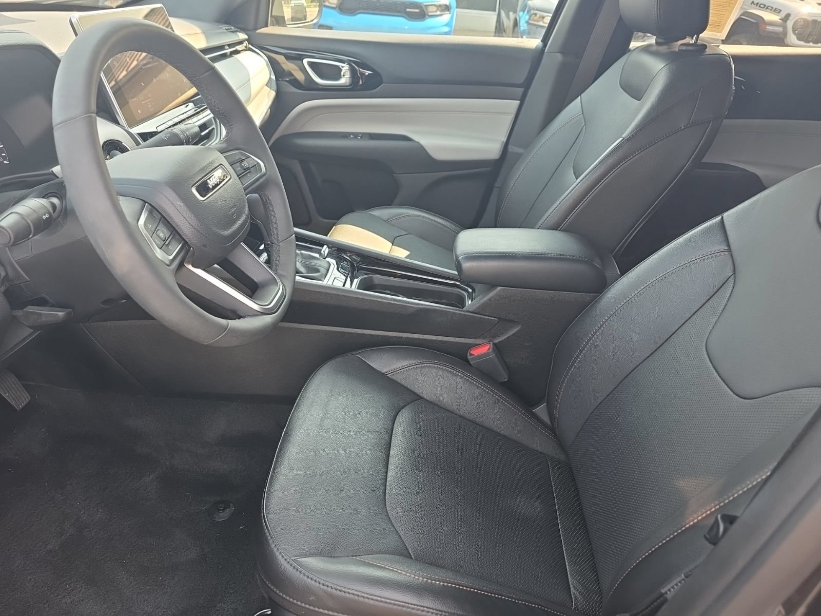 Used 2023 Jeep Compass Limited AWD/4WD image 10