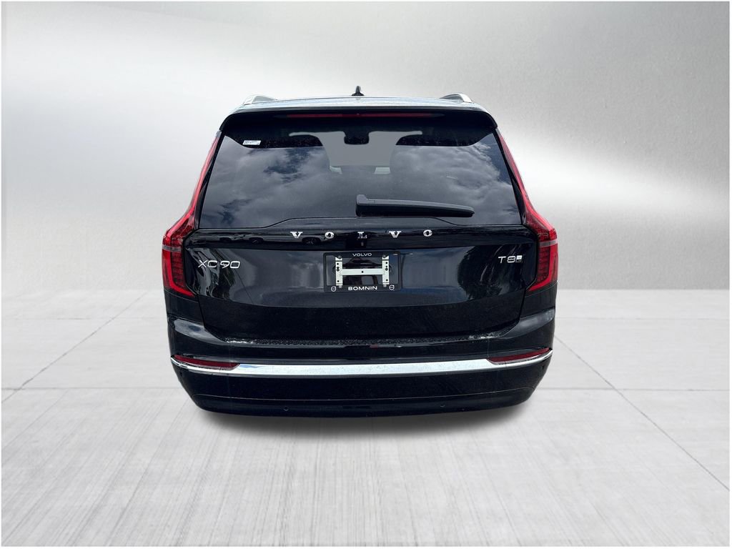 New 2026 Volvo XC90 T8 Core image 6