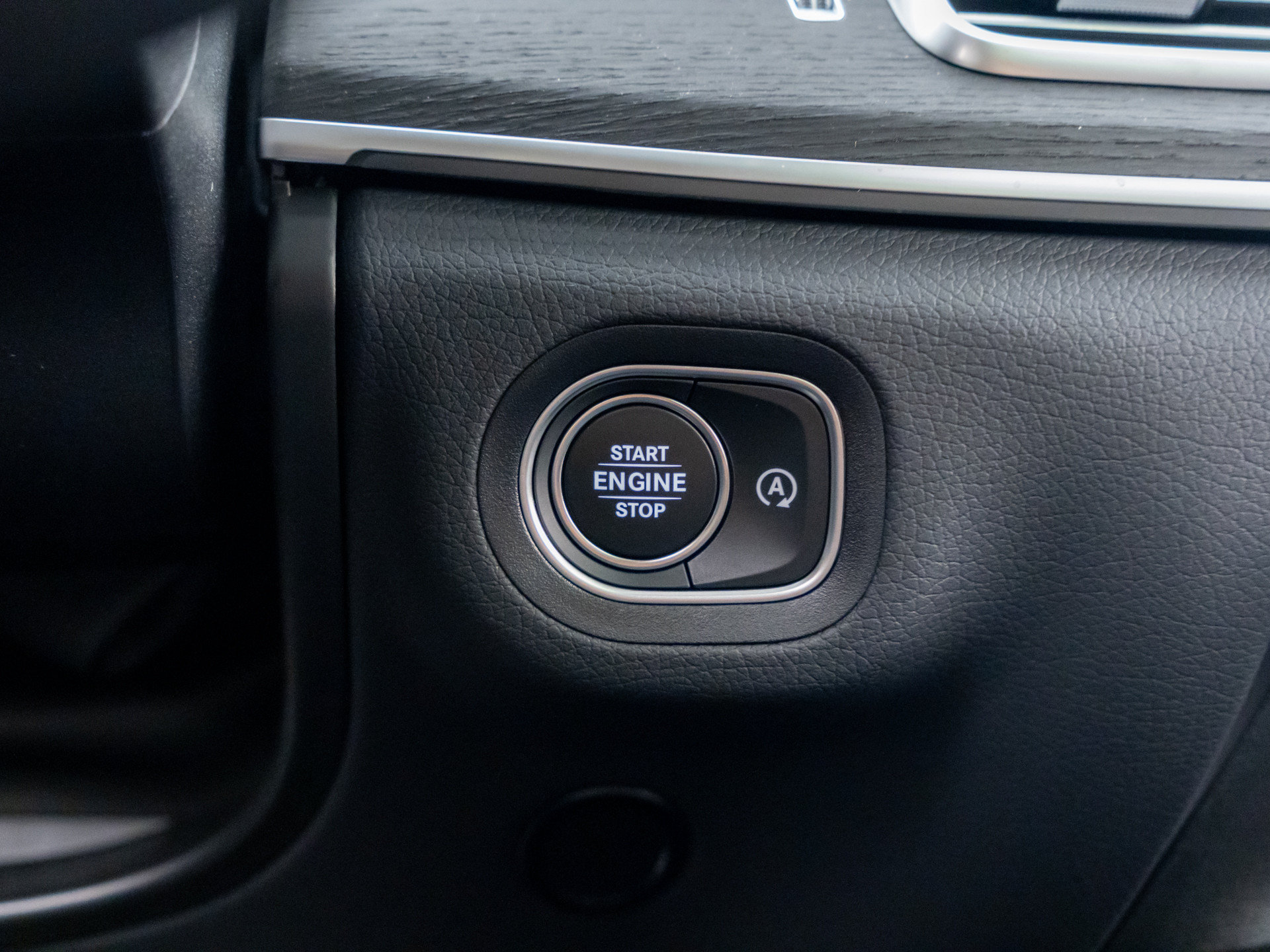 New 2026 Mercedes-Benz GLS 450 4MATIC image 23