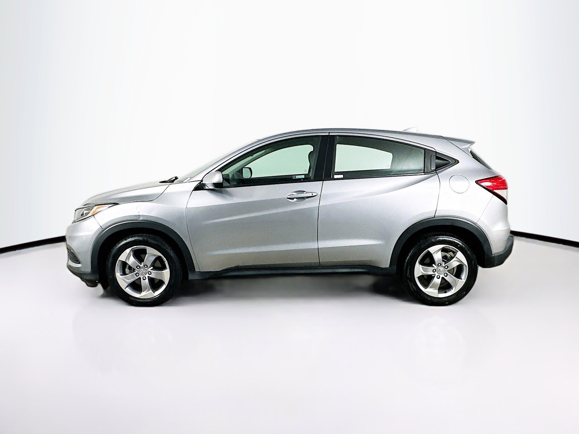 Used 2019 Honda HR-V LX image 4