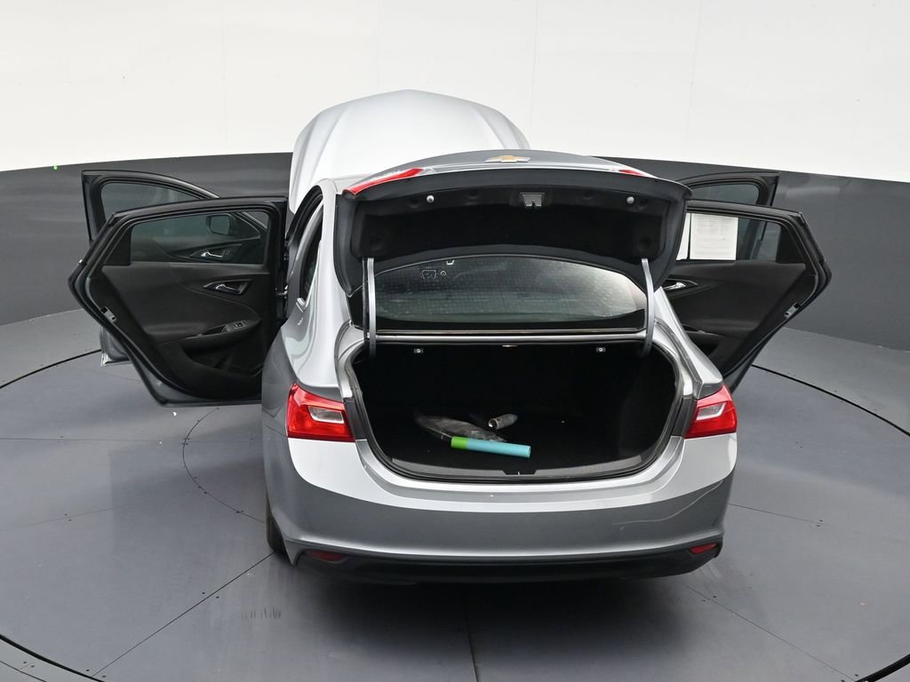 Used 2023 Chevrolet Malibu LS FWD image 32