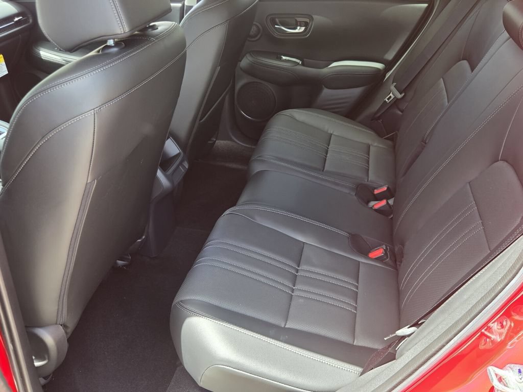 Certified 2025 Honda HR-V EX-L image 11