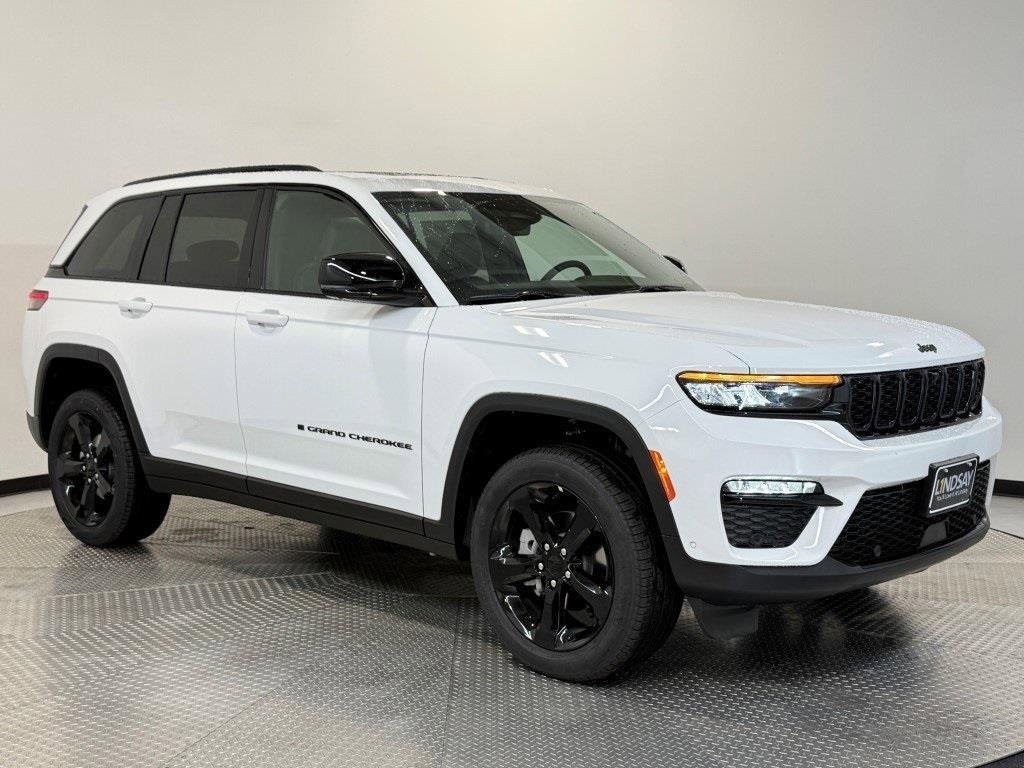 New 2025 Jeep Grand Cherokee Limited w/ Luxury Tech Group II image 1