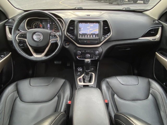 Used 2018 Jeep Cherokee Limited image 26