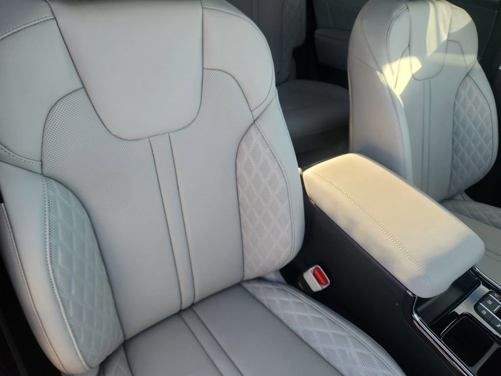 New 2026 Kia Sorento SX Prestige image 17