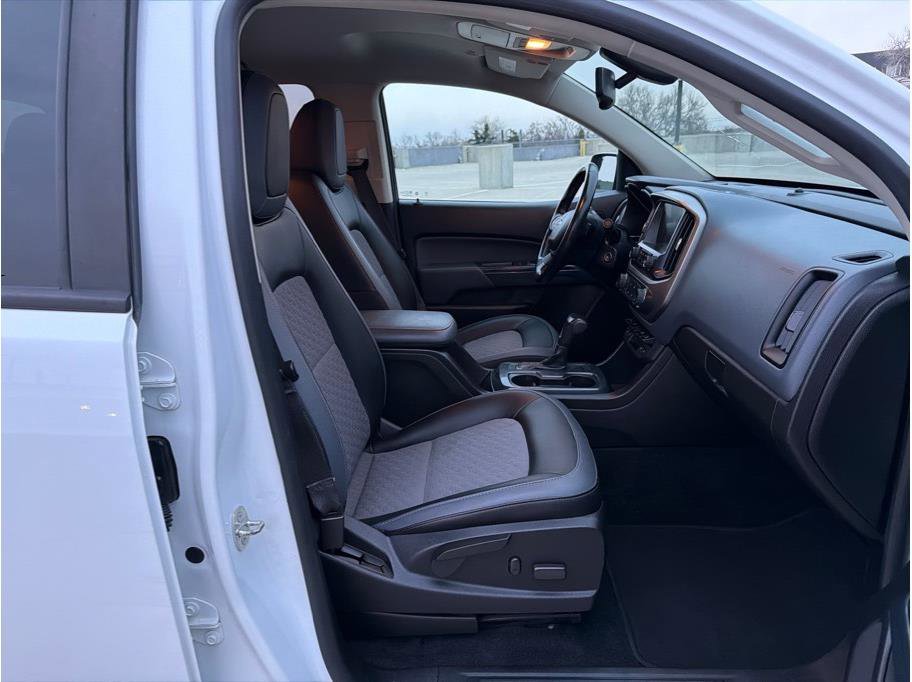 Used 2018 Chevrolet Colorado Z71 image 14