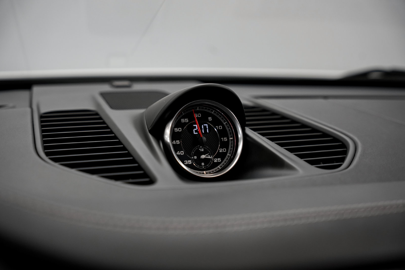 Used 2019 Porsche 911 Targa 4 GTS w/ GTS Interior Package AWD/4WD image 13