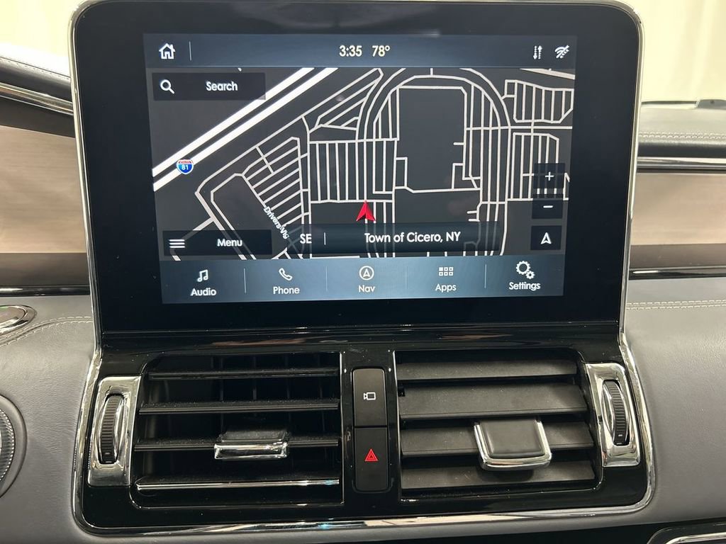 Used 2021 Lincoln Navigator L Black Label w/ Special Edition Package AWD/4WD image 16