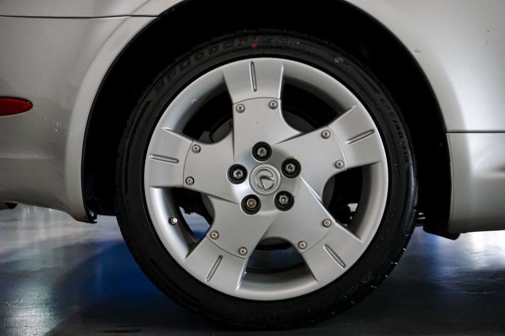 Used 2004 Lexus SC 430 Convertible RWD image 48
