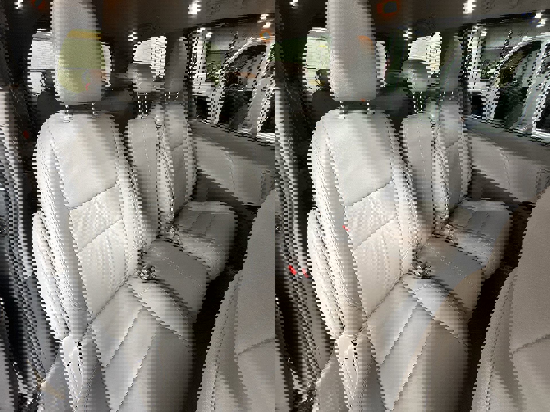 Used 2018 Toyota Sienna XLE Premium image 28