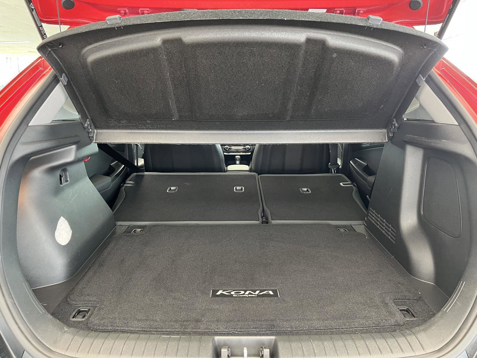 Used 2022 Hyundai Kona Limited w/ Cargo Package image 28