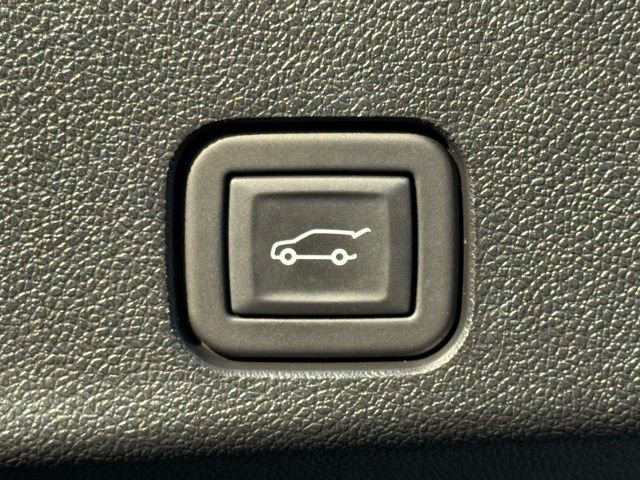 Used 2024 GMC Acadia Denali w/ LPO, Floor Liner Package image 39