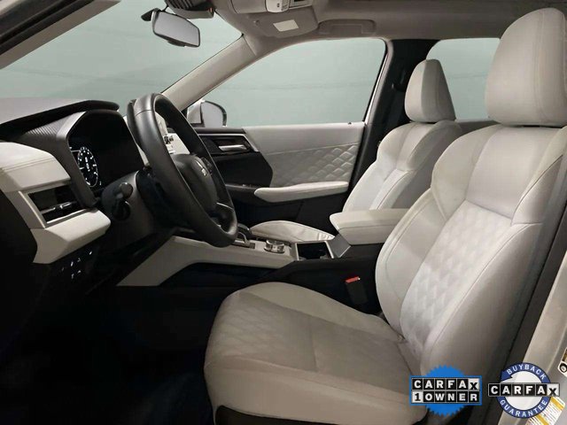 Used 2025 Mitsubishi Outlander SEL image 17