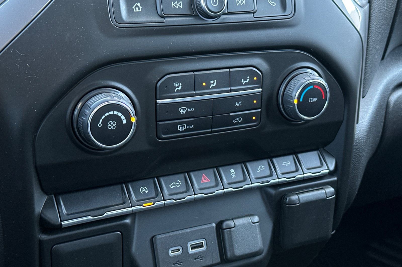 Used 2021 Chevrolet Silverado 1500 Custom image 18