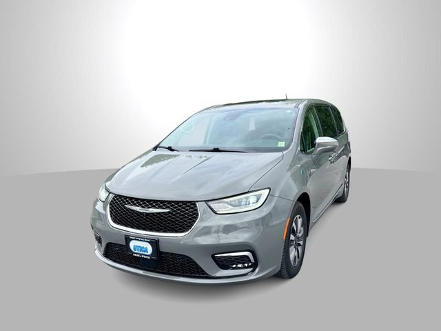 Used 2022 Chrysler Pacifica Limited
