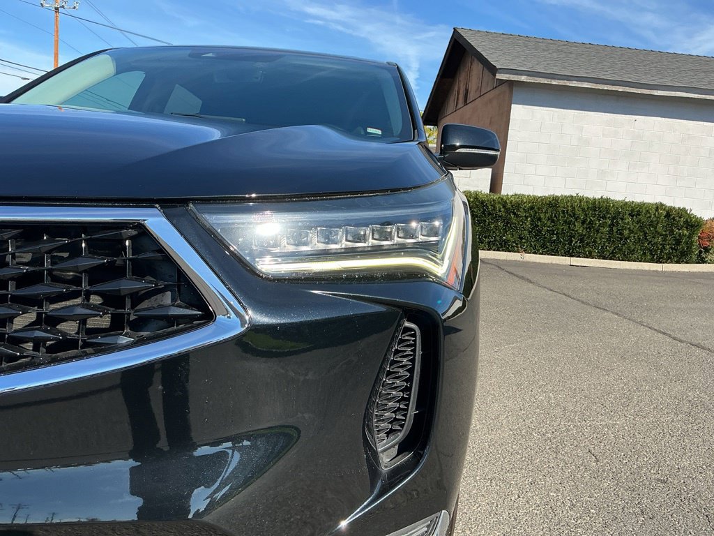 Used 2023 Acura RDX FWD image 9