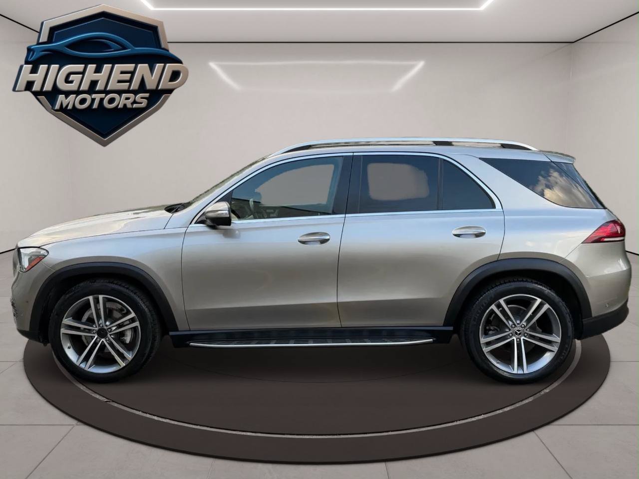 Used 2020 Mercedes-Benz GLE 350 4MATIC w/ Premium Package image 3