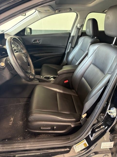 Used 2016 Acura ILX FWD image 9