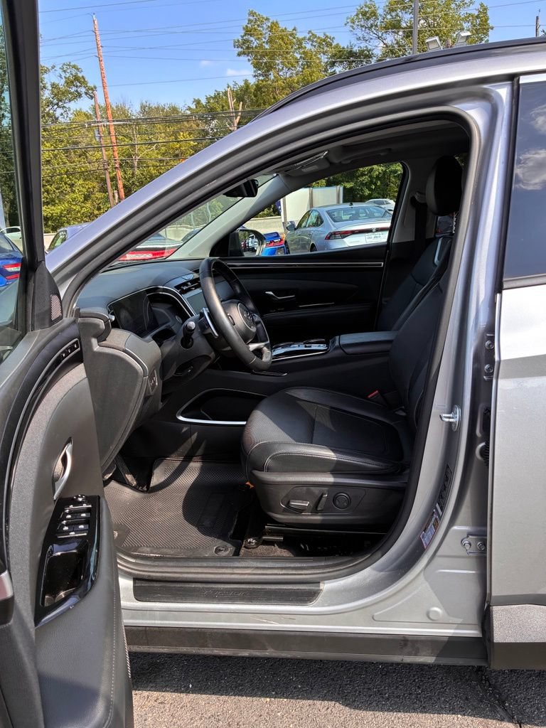 Used 2023 Hyundai Tucson Limited AWD/4WD image 24