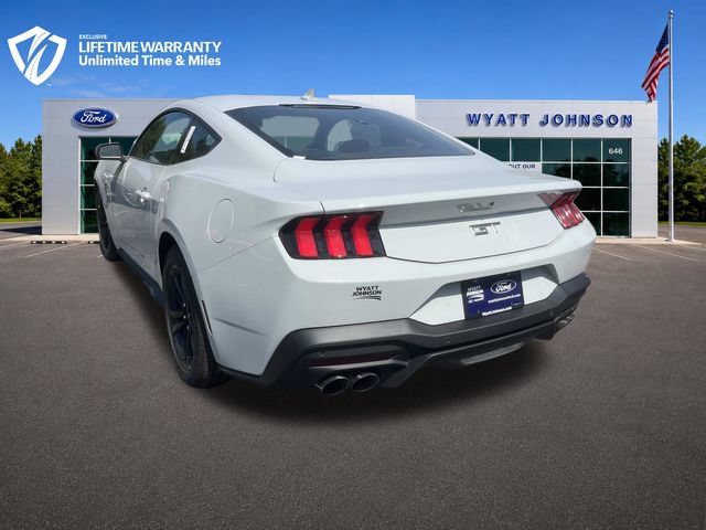 New 2026 Ford Mustang GT RWD image 5