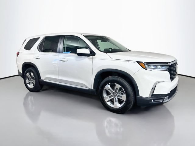 Certified 2025 Honda Pilot EX-L image 23
