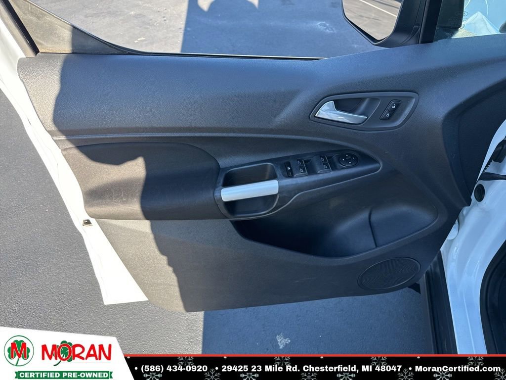 Used 2016 Ford Transit Connect XLT image 9