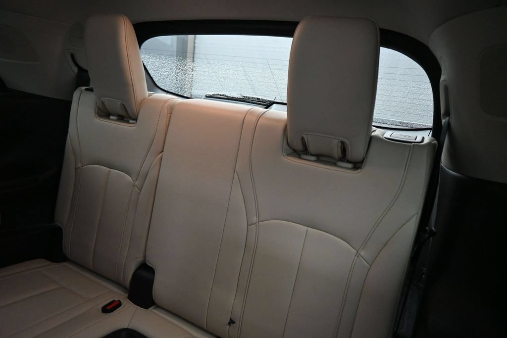 Used 2023 INFINITI QX60 Luxe w/ Cargo Package FWD image 21
