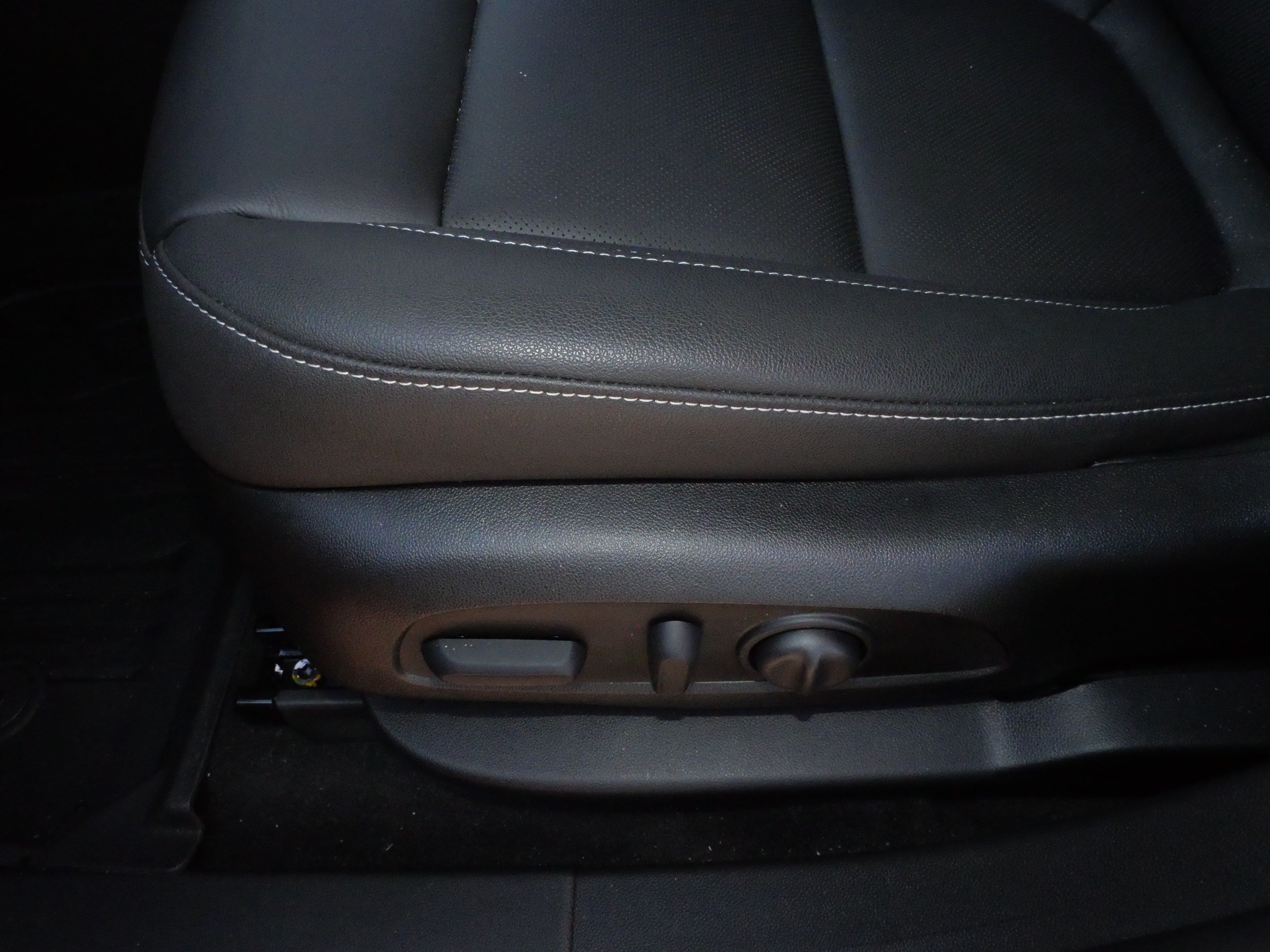 Used 2026 Chevrolet Blazer LT w/ LPO, Floor Liner Package AWD/4WD image 20