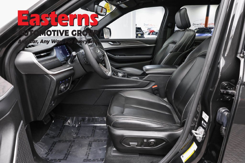 Used 2024 Jeep Grand Cherokee Limited 4xe AWD/4WD image 15
