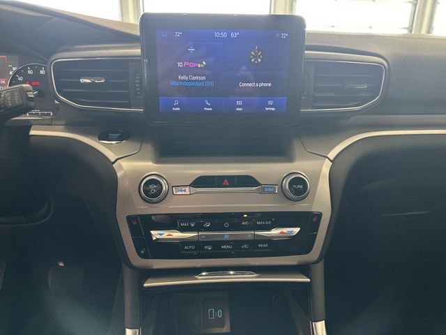 Used 2023 Ford Explorer XLT w/ Equipment Group 202A AWD/4WD image 10