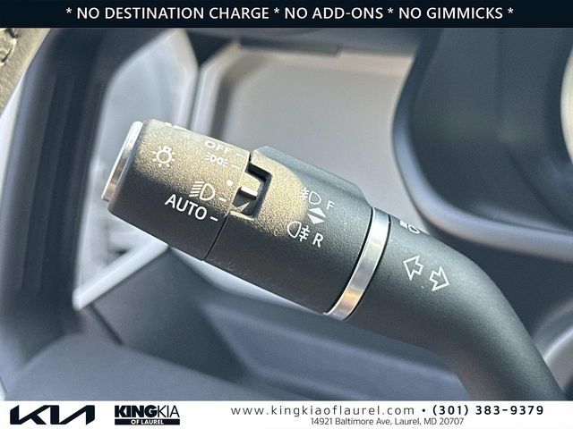 Used 2023 Land Rover Defender 110 S AWD/4WD image 11