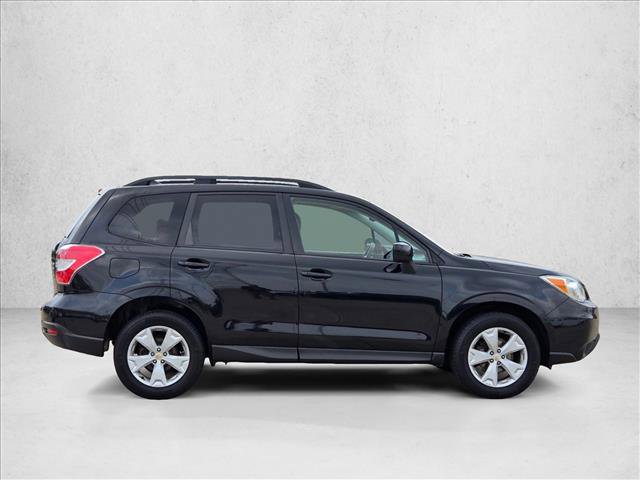 Used 2016 Subaru Forester 2.5i Premium w/ All-Weather Package AWD/4WD image 4