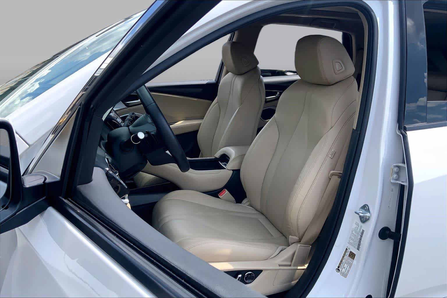 Used 2024 Acura RDX SH-AWD image 7