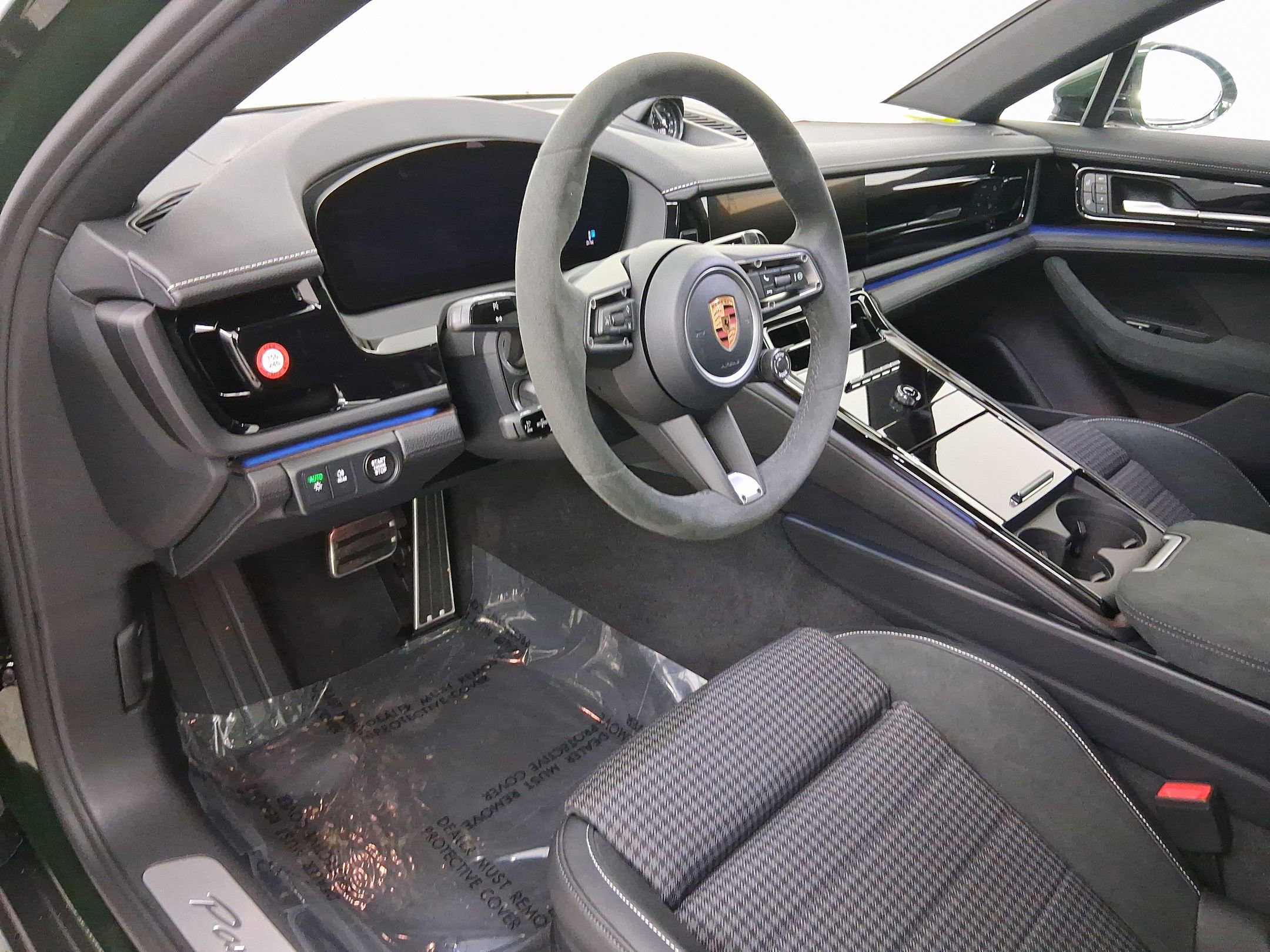 New 2026 Porsche Panamera 4 AWD/4WD image 4