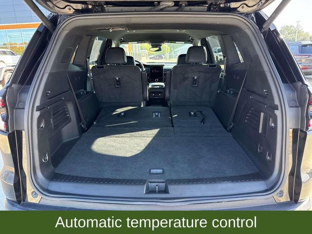 Used 2024 GMC Acadia AT4 w/ Luxury Package image 10