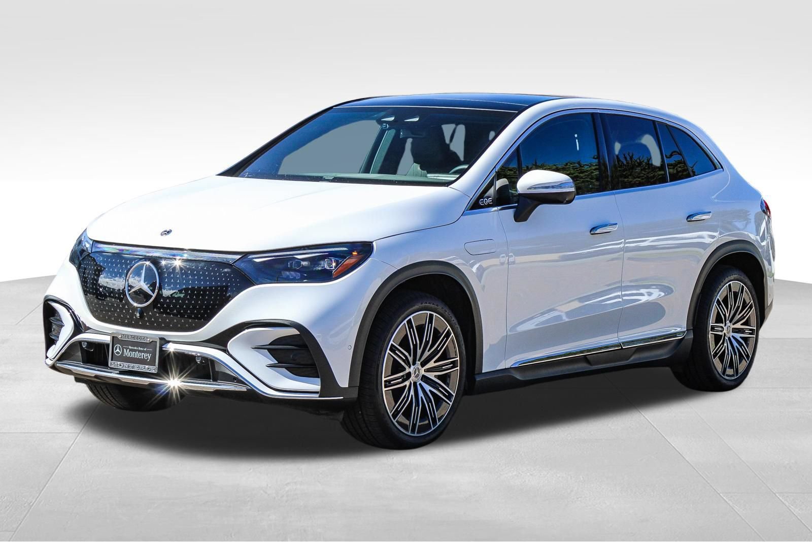 Certified 2023 Mercedes-Benz EQE 500 4MATIC SUV image 3