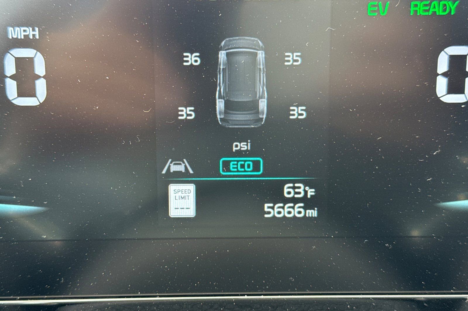 Certified 2025 Kia Sportage LX image 42