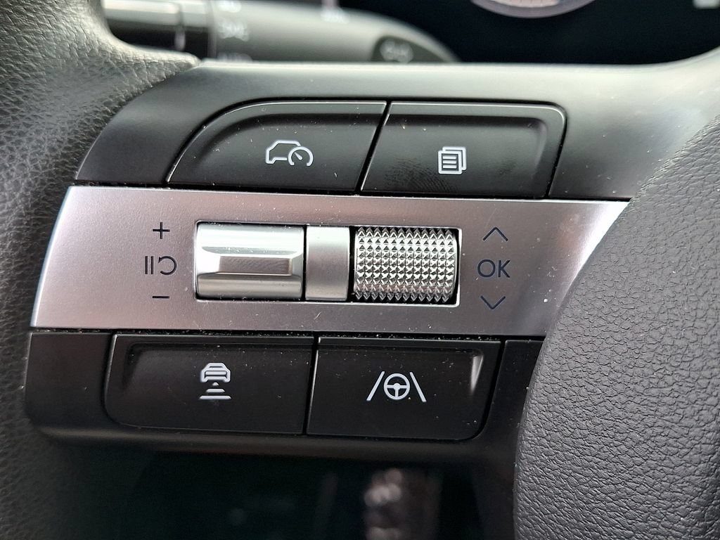 Certified 2025 Hyundai Tucson SE AWD/4WD image 21