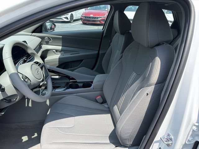 New 2026 Hyundai Elantra SEL Sport Premium FWD image 19